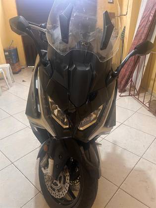 KYMCO AK 550i 